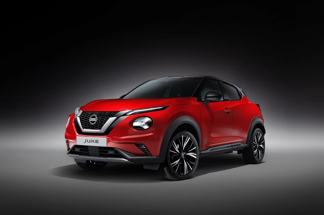 1621763-Sep. 3 - 6pm CET - New Nissan JUKE Unveil  Red Static Studio - 5.jpg