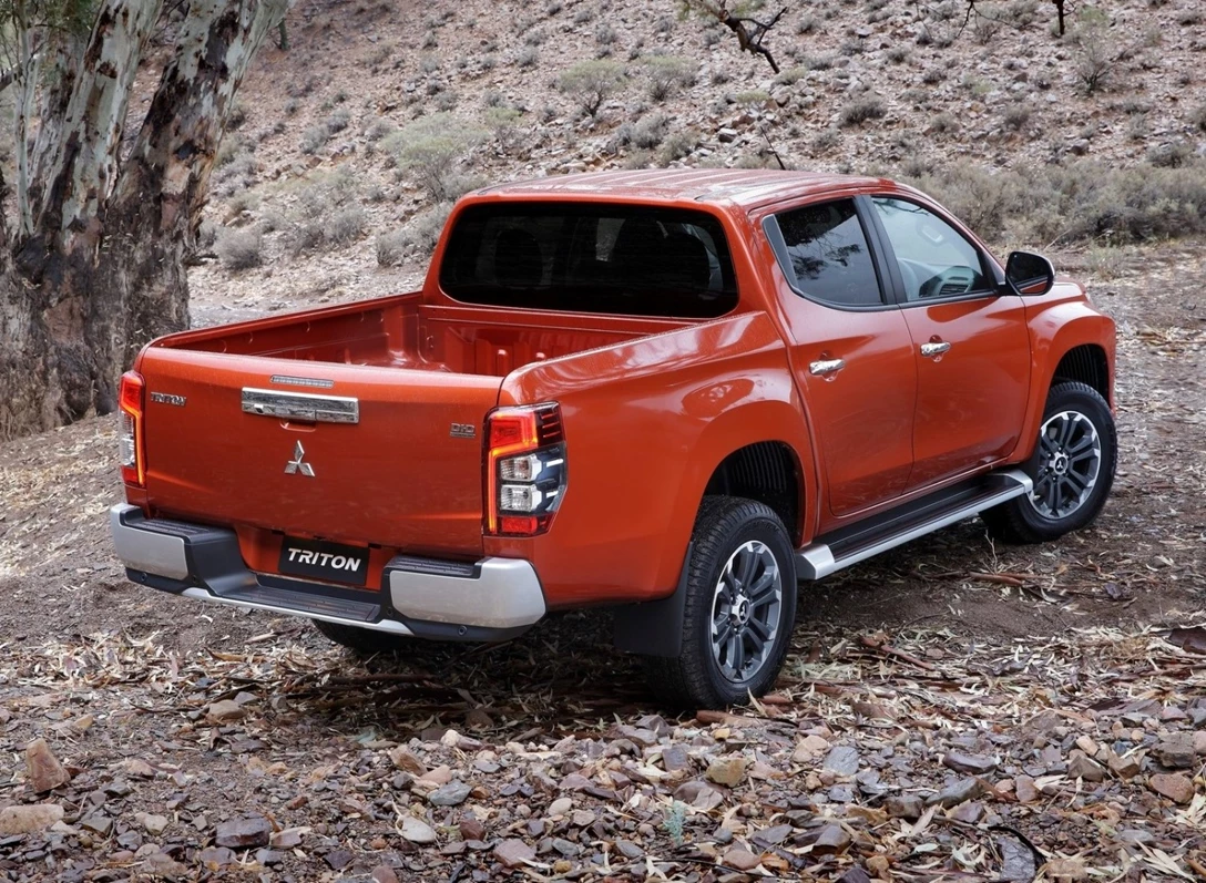1662930-Mitsubishi-Triton-2022-03.jpg