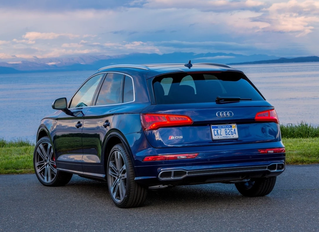 1649372-Audi-Q5-2019-09.jpg