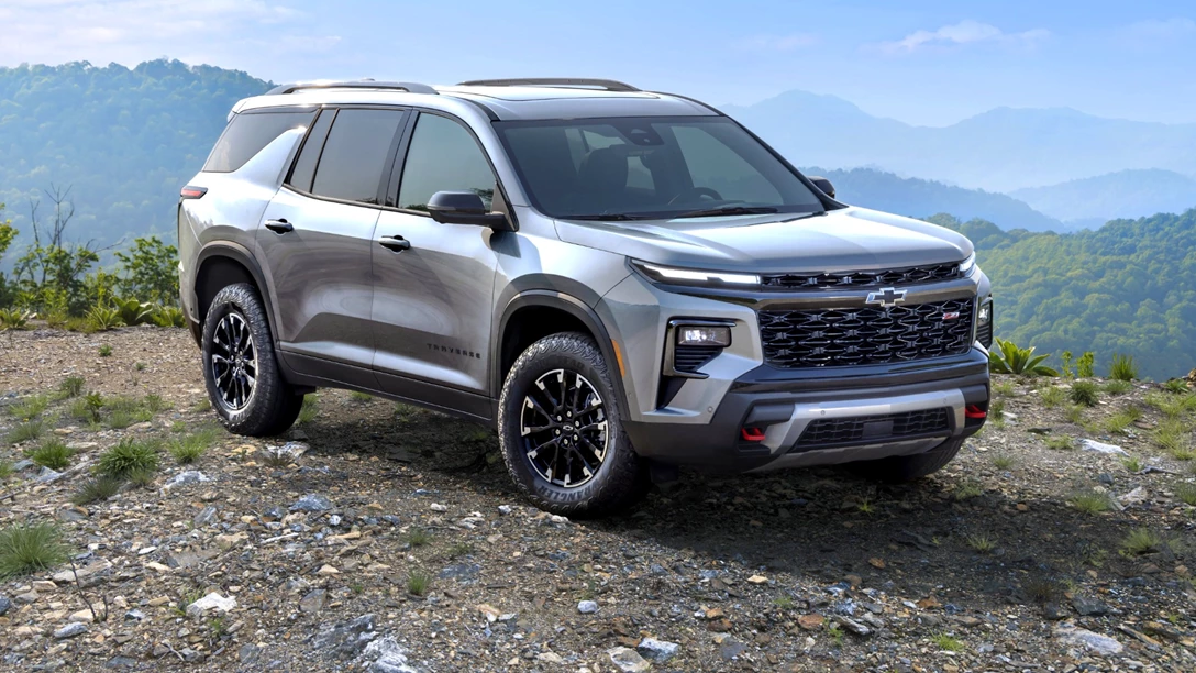 1685081-2024-chevrolet-traverse-z71-001-min.jpg