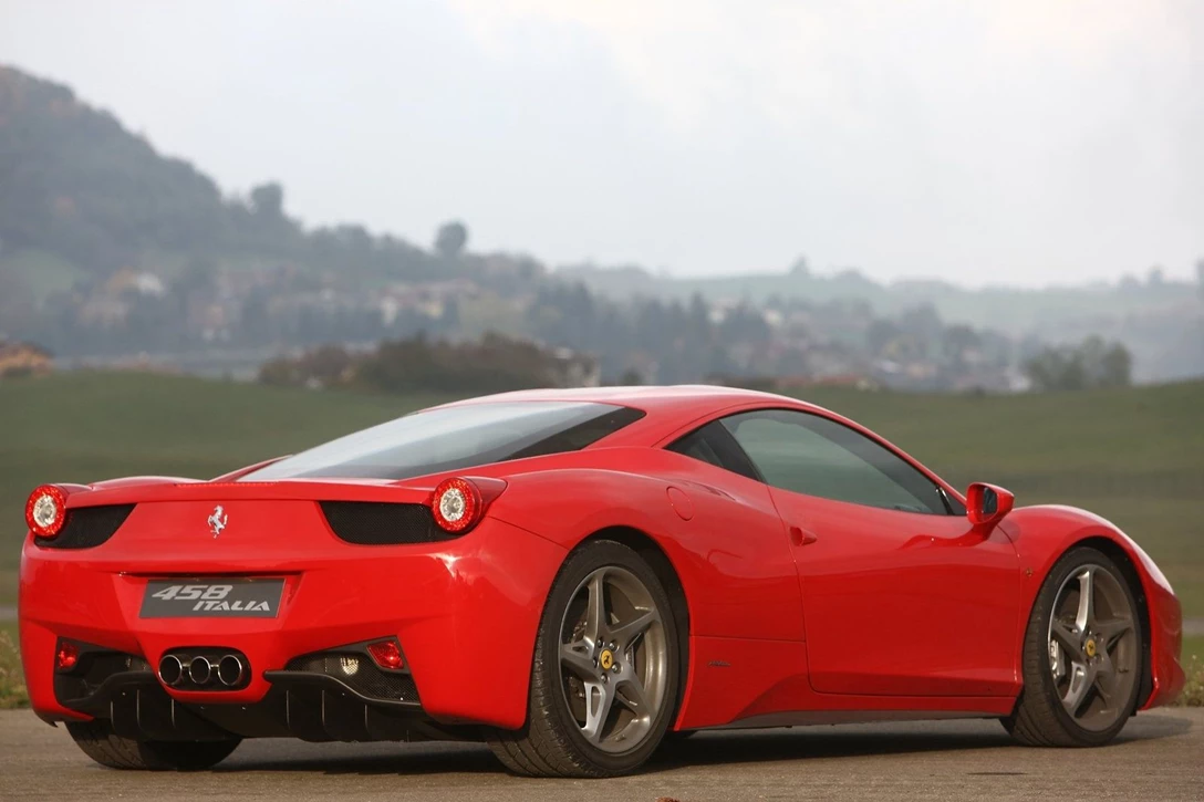 פרארי 458 איטליה