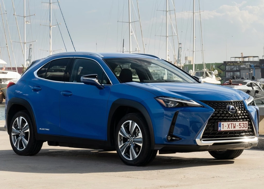 1636557-Lexus-UX_300e-2021-01.jpg