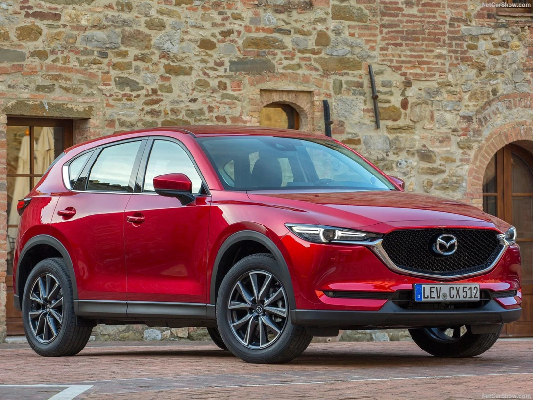 1583358-Mazda-CX-5 1.jpg