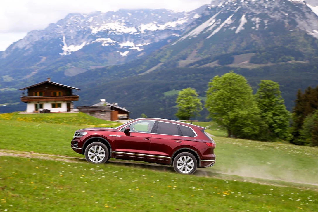 1595817-פולקסווגן טוארג - מבחן דרכים (השקה) (4).jpg