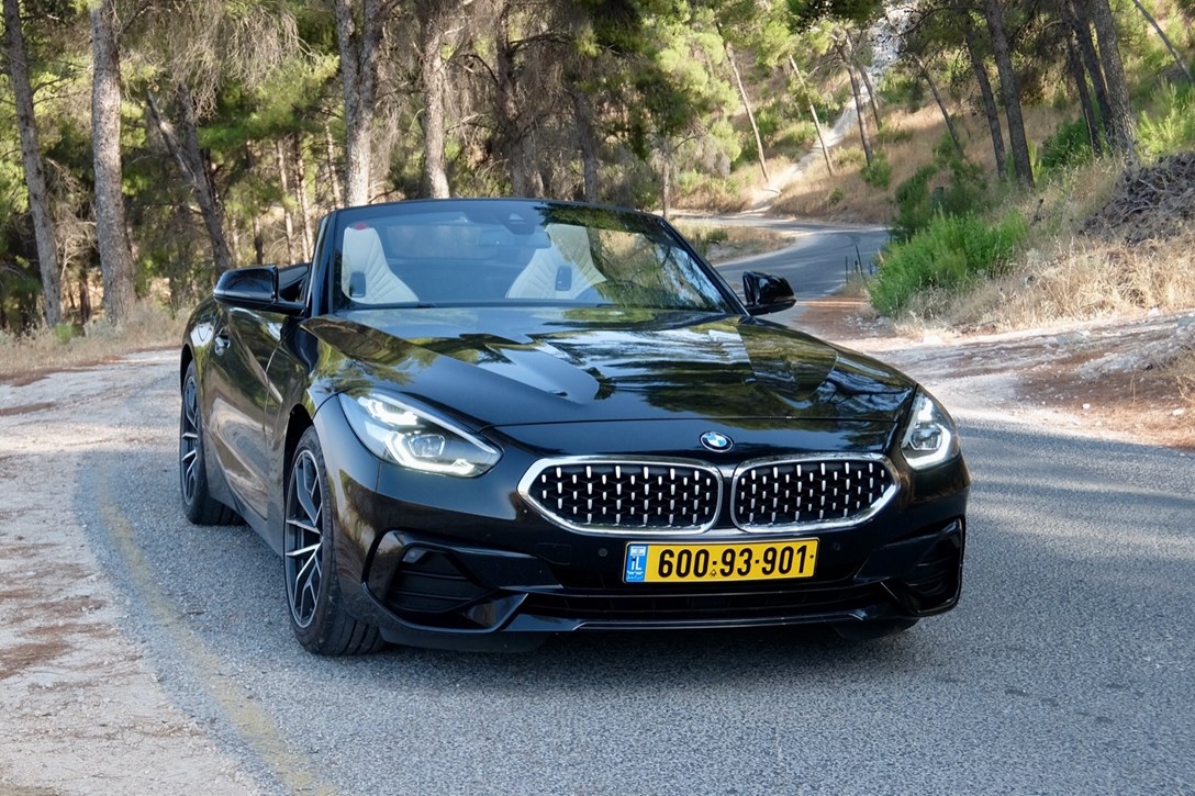 1636439-במוו Z4 - 4.jpeg