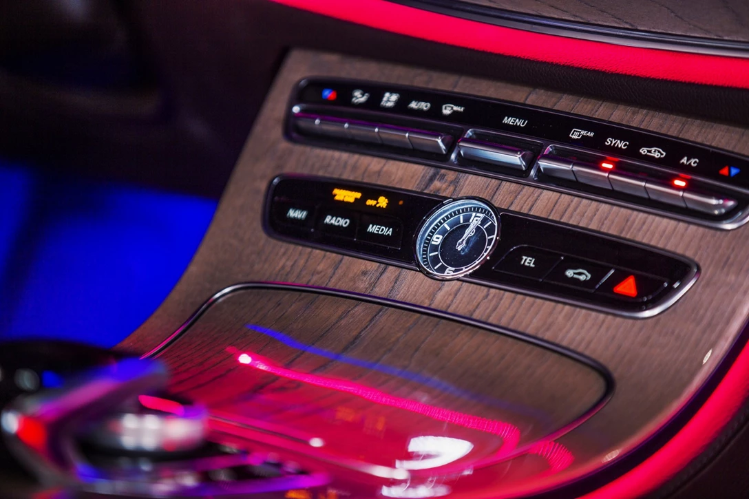 1609098-17-CLS 022.jpg