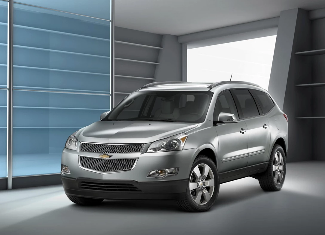 1662392-Chevrolet-Traverse-2013-08.jpg