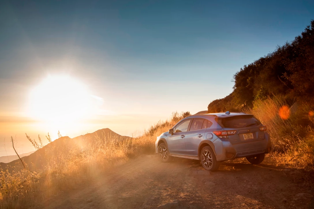 1607070-60._2019_Crosstrek_Hybrid.jpg