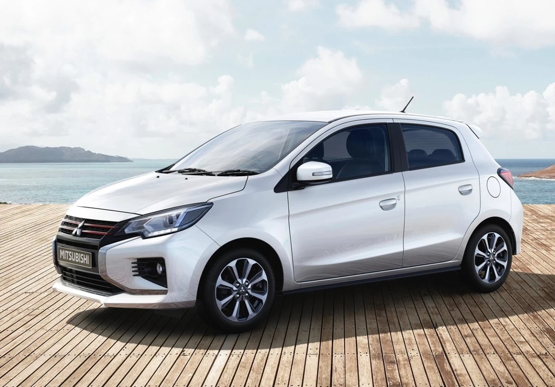 1643281-Mitsubishi-Space Star-2020-01.jpg