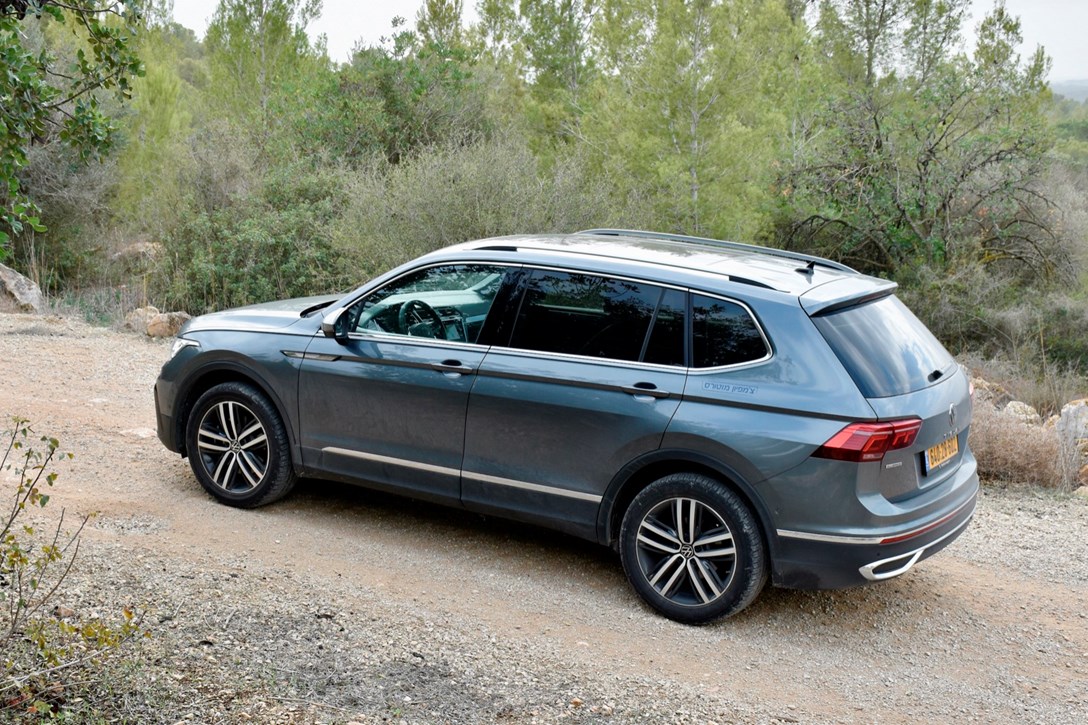 1655217-tiguan all - 1.jpeg