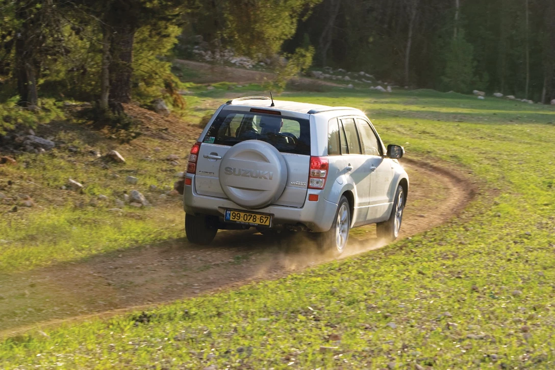 1670840-vitara Big 03.jpg