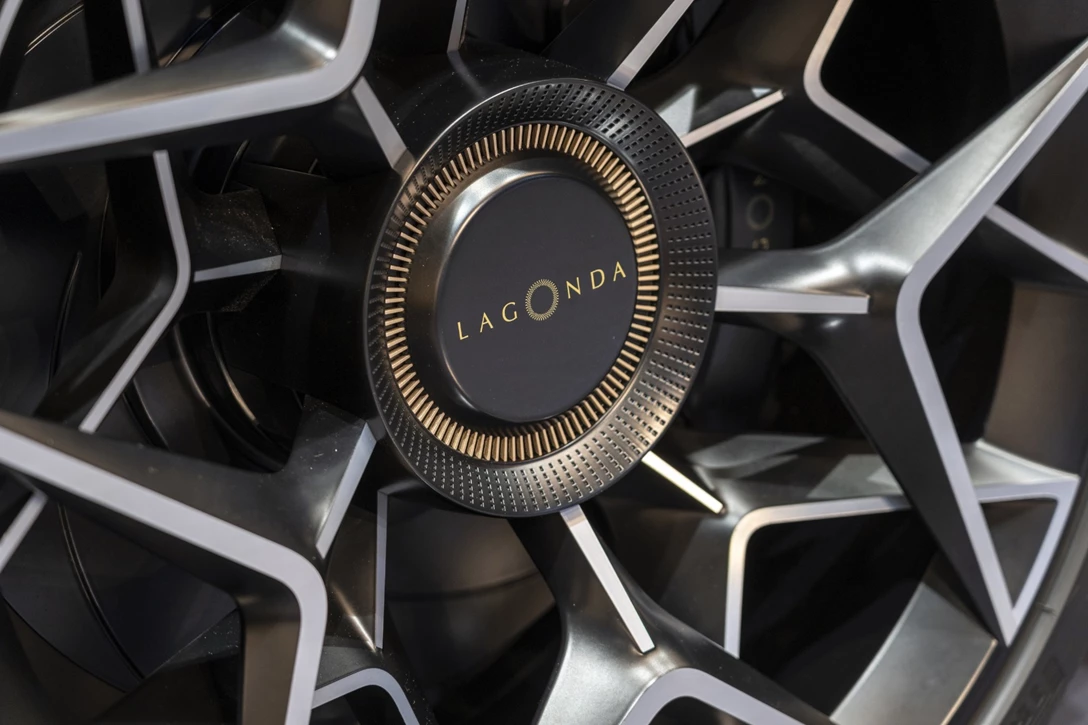 1613799-Lagonda (11).jpg