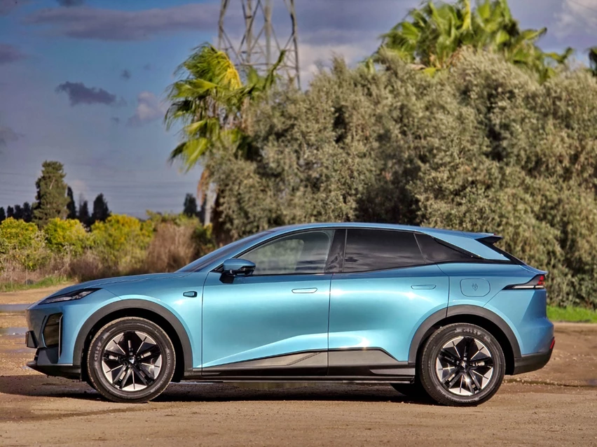 1705632-deepal (69).jpg