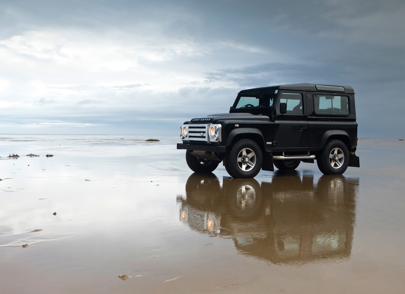 land_rover_defender_90_svx_7.jpeg