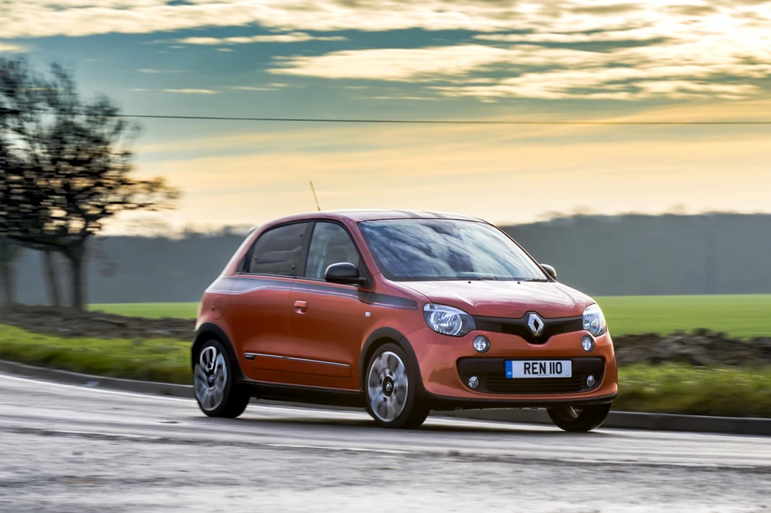 1590204-Renault Twingo GT - UK - Dec 2016 (20).JPG