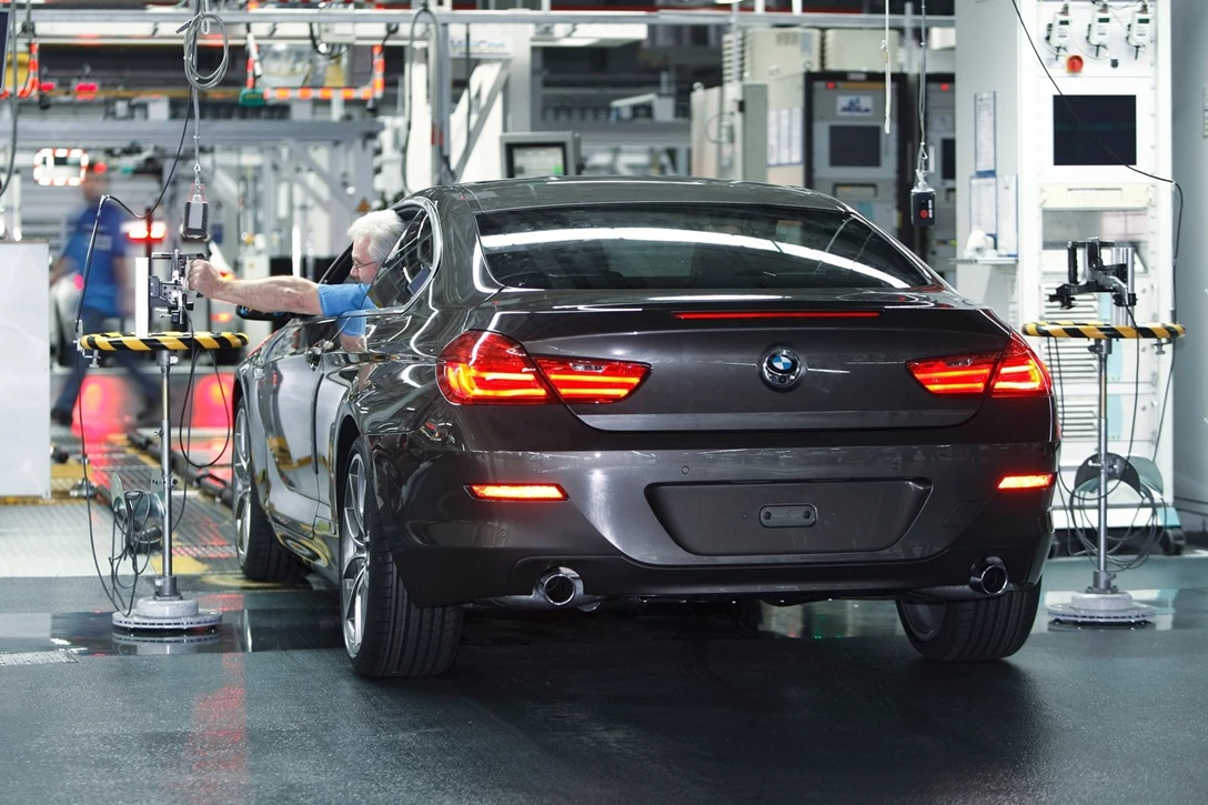 ב.מ.וו סדרה 6 קופה 2011