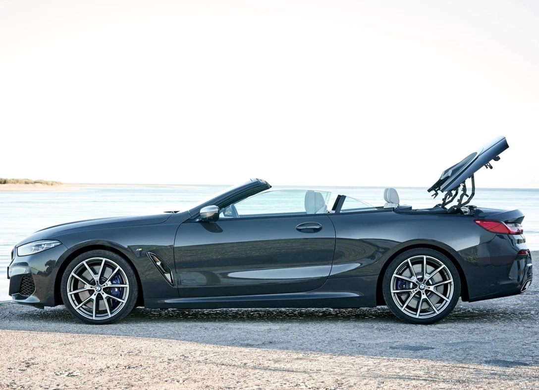 1662163-BMW-8-Series_Convertible-2019-06.jpg