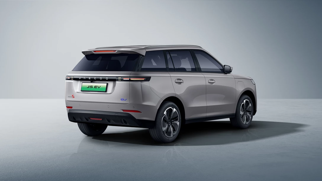 1711868-right back.jpg