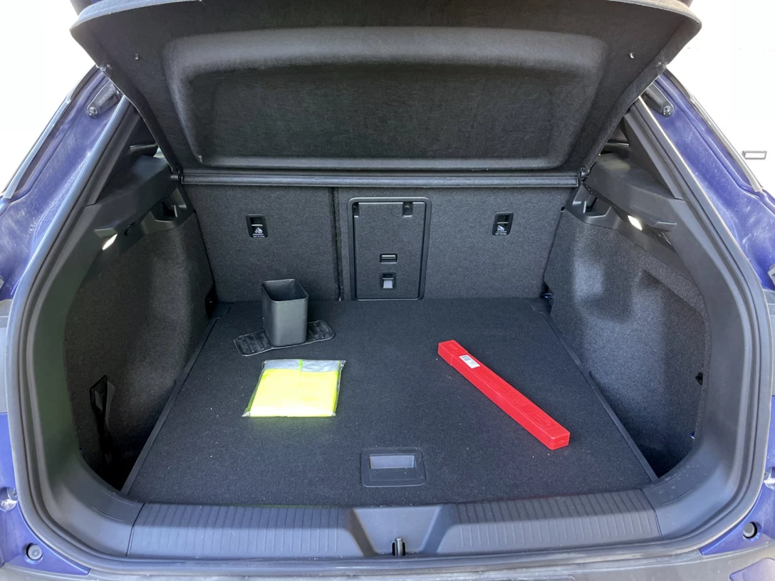 1672098-ID4 - 95-min.jpg