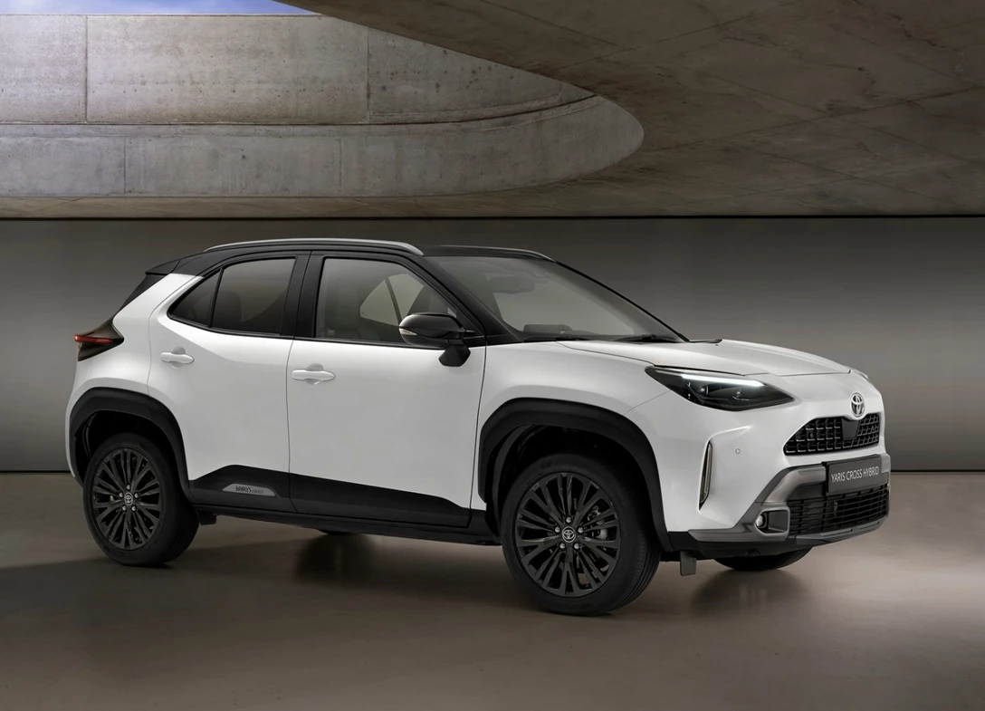 1657039-Toyota-Yaris_Cross-2022-01.jpg