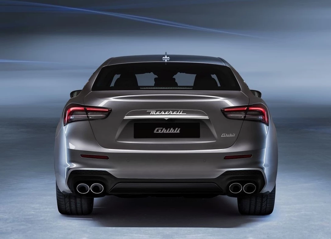 1664201-Maserati-Ghibli-2020-03.jpg