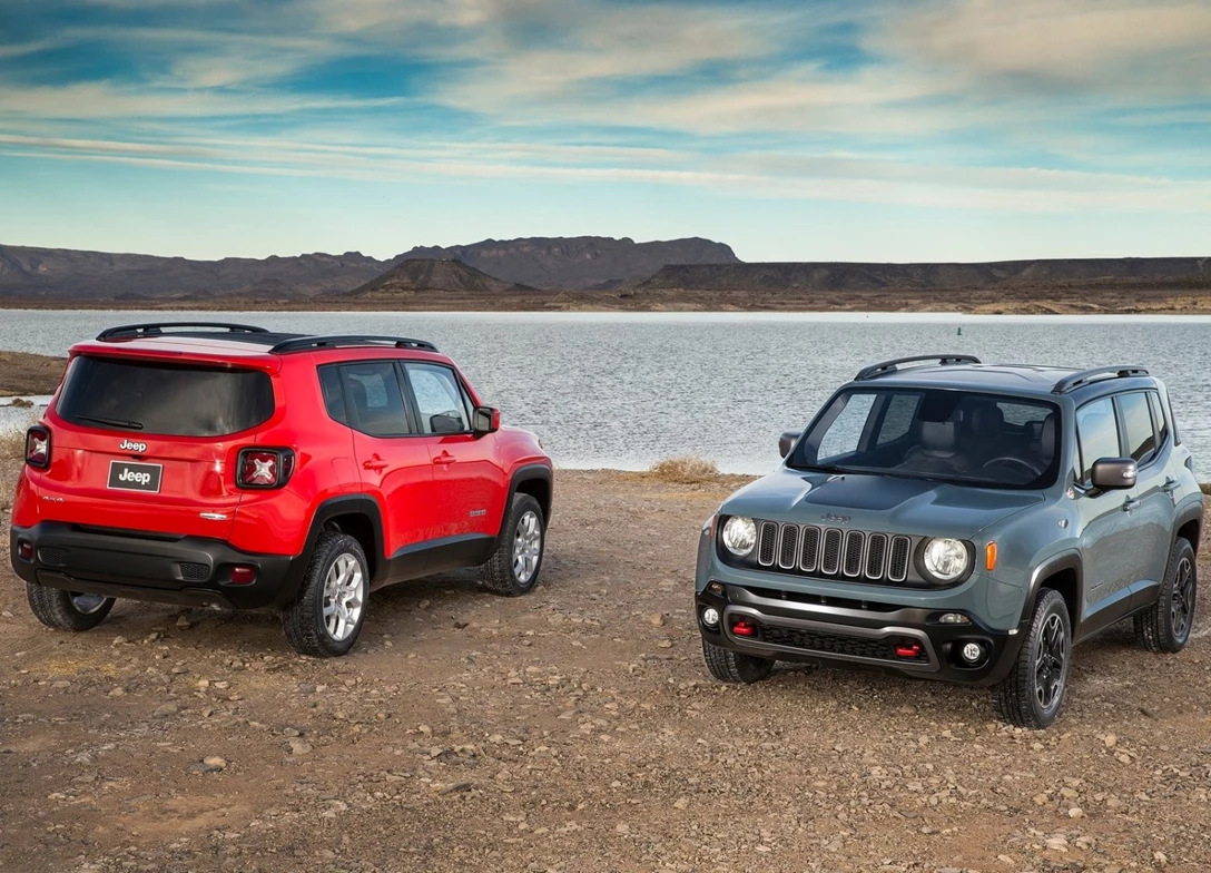 1670275-Jeep-Renegade-2017-05.jpg
