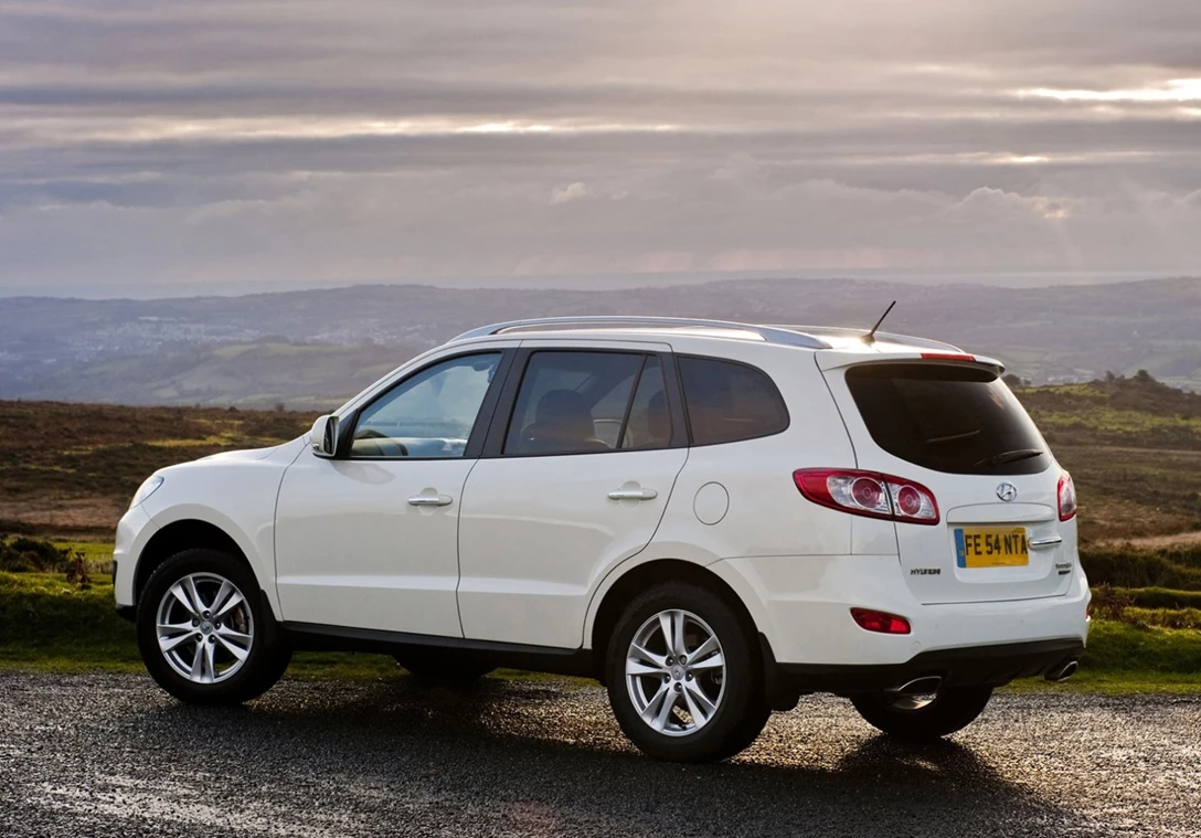 1599269-Hyundai-Santa_Fe-2010-1600-0e.jpg
