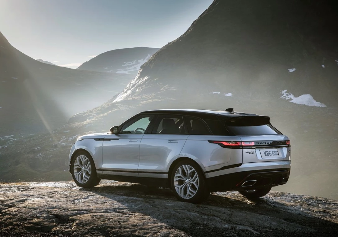1595296-Land_Rover-Range_Rover_Velar 2.jpg