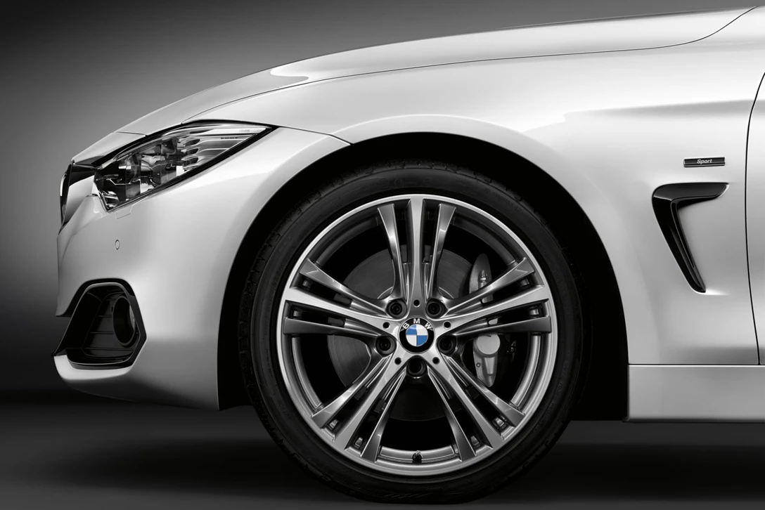 ב.מ.וו סדרה 4 קופה