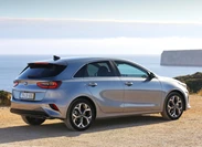 1643875-Kia-Ceed-2020-02.jpg