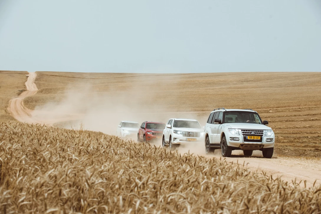 1600595-BY BENNY DOUTSH-10 (2).jpg