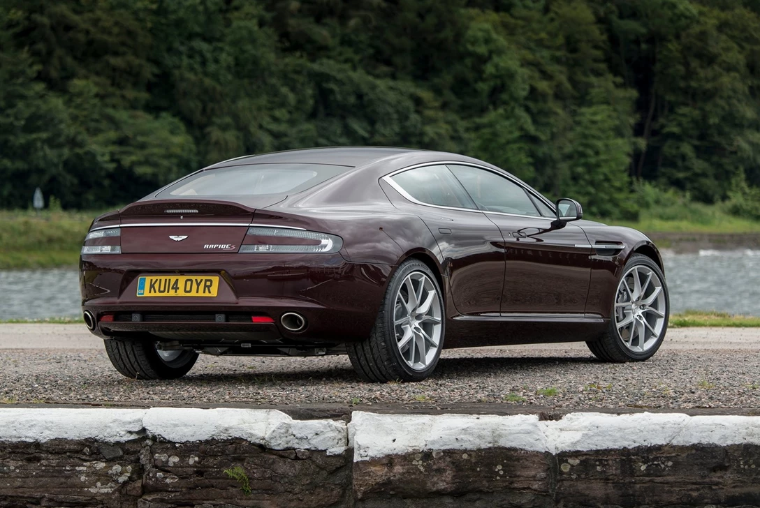 אסטון מרטין ראפיד S