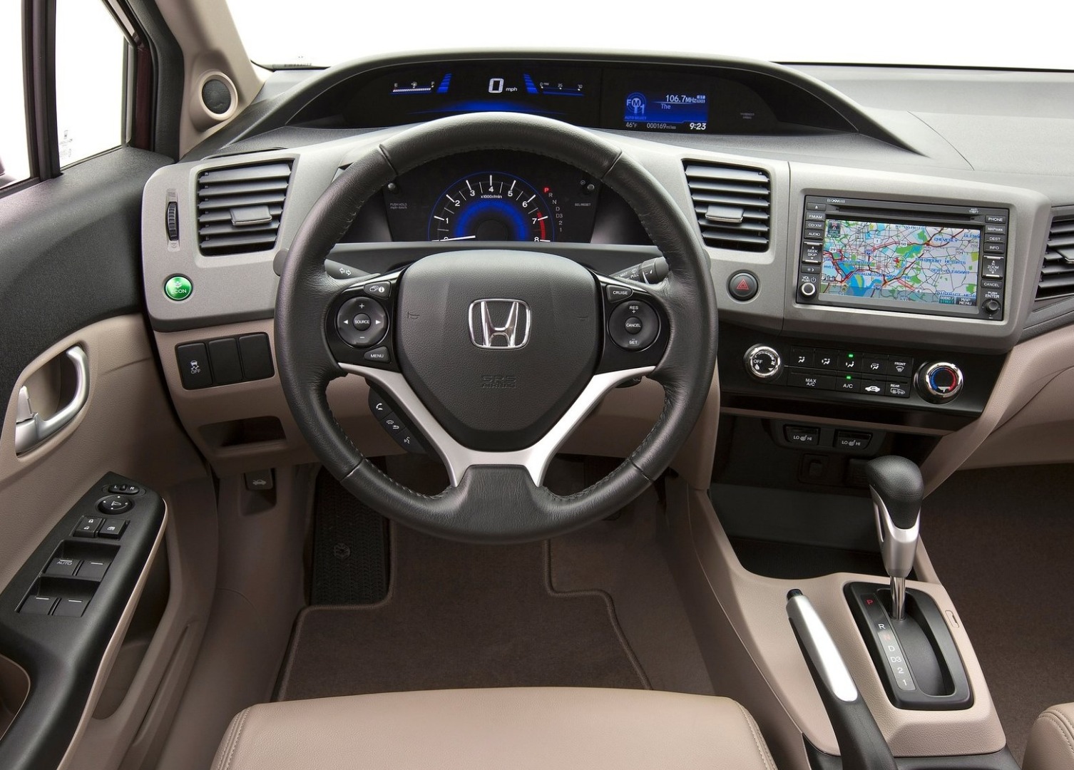 1599967-Honda-Civic-2012-1600-24 (1).jpg