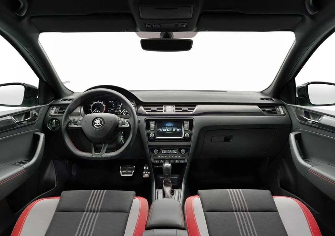 1646368-Skoda Rapid 2018 (13).jpg