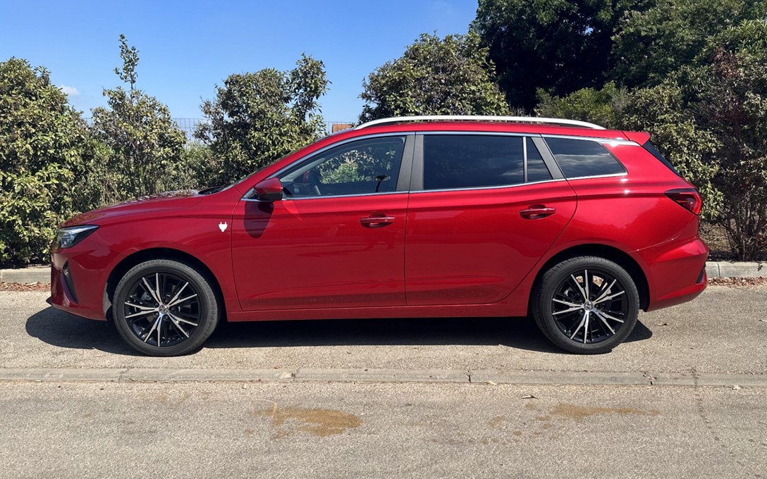 1686006-MG 5 - 6.jpeg