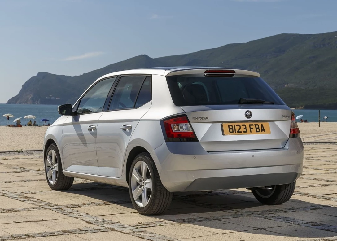 1639220-Skoda-Fabia-2017-03.jpg