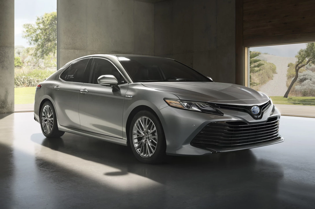 1594668-טויוט קאמרי החדשה (1).jpg