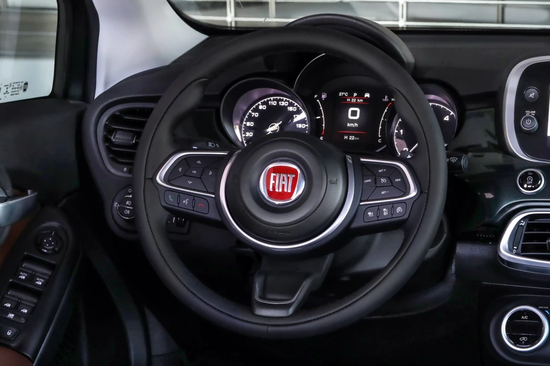 1601791-180828_Fiat_New-500X-interni_02.jpg