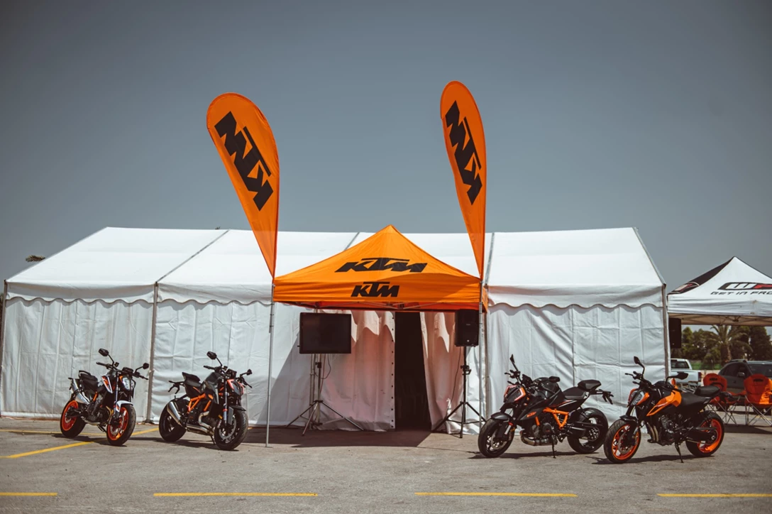 1634702-by benny doutsh (32).jpg