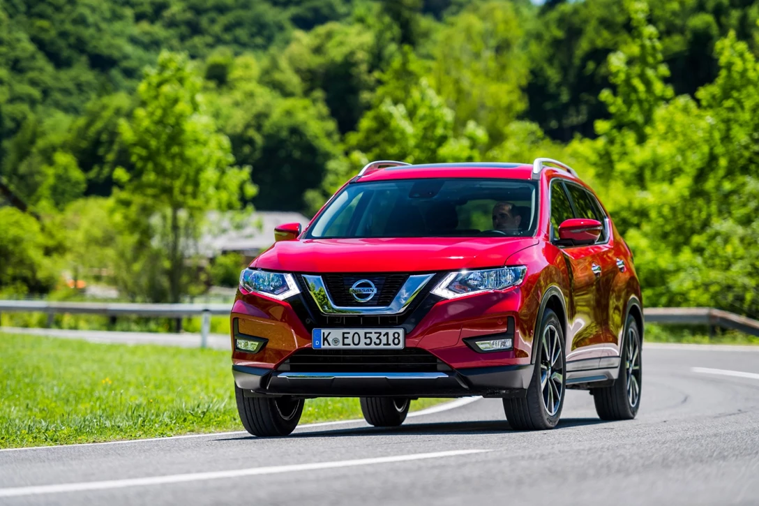 1611151-426199113_The_new_Nissan_X_Trail_world_s_best_selling_SUV_gets_even_better_with.jpg