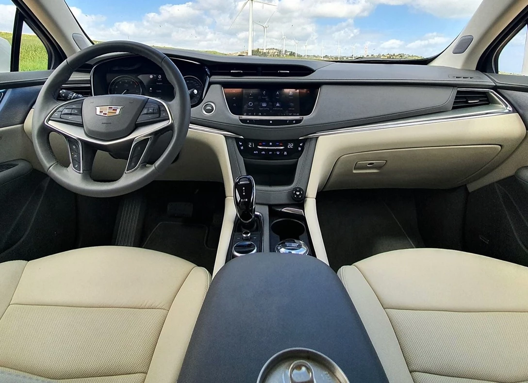 1677307-Cadillac-XT5-2023-05.jpg