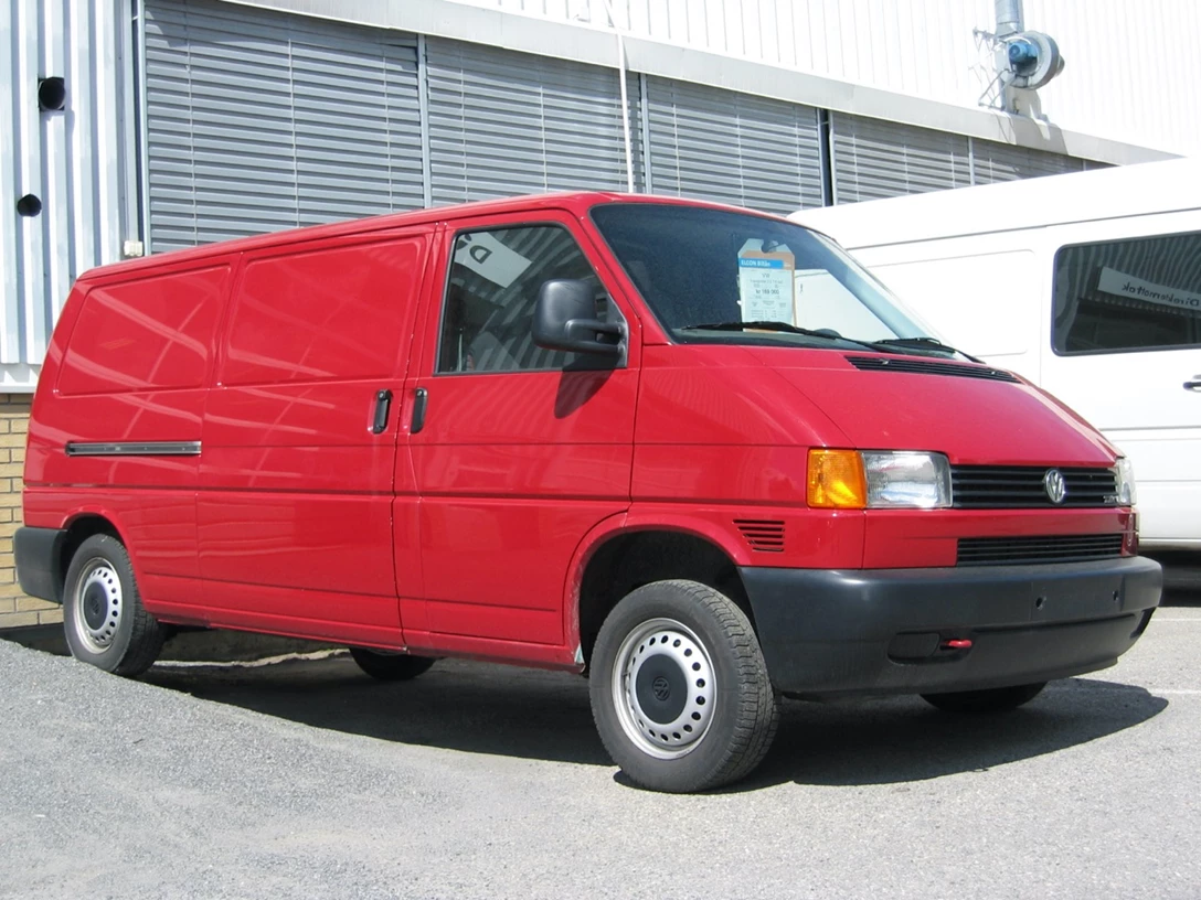 1632057-VW_Transporter_2.5Tdi_2002.jpg