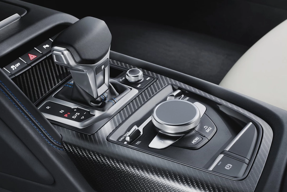 אודי R8 שנת 2015