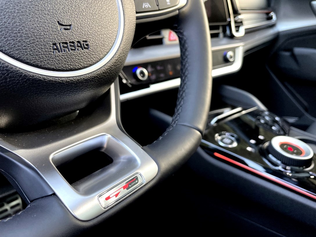 1666200-KIA SPORTAG PHEV - 59-min.jpeg