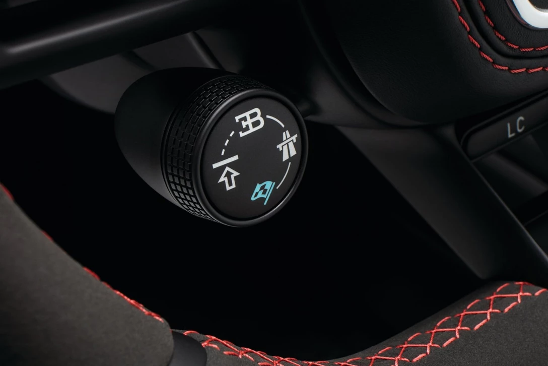 1592053-בוגאטי שירון ספורט (8).jpg