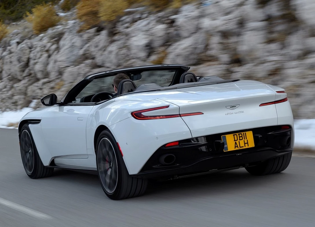 1683623-Aston_Martin-DB11-2023-02.jpg