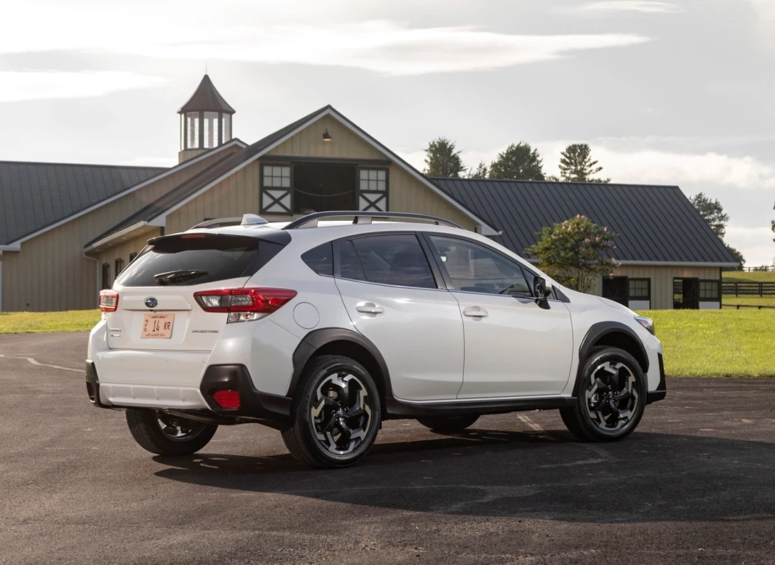 1653817-Subaru-Crosstrek-2022-03.jpg