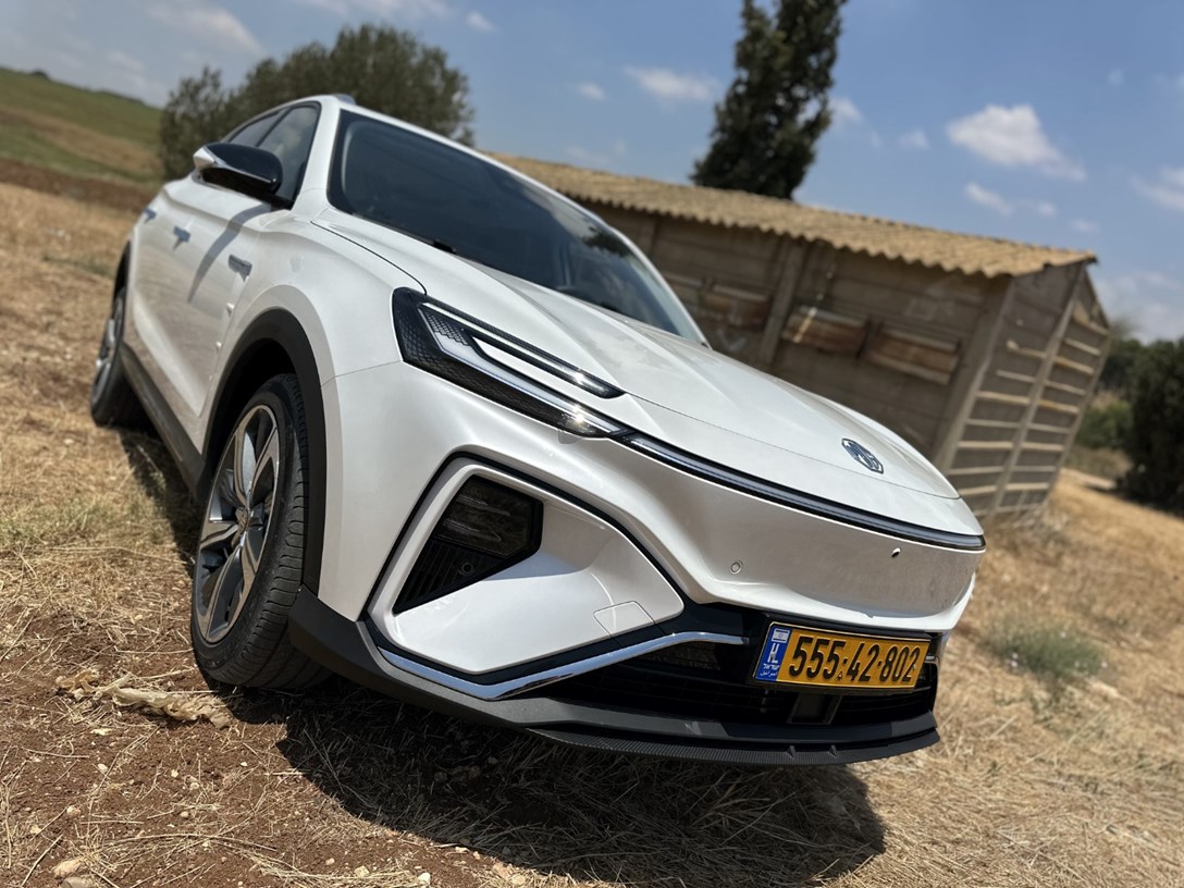 1684846-MG MR - 61-min.jpeg