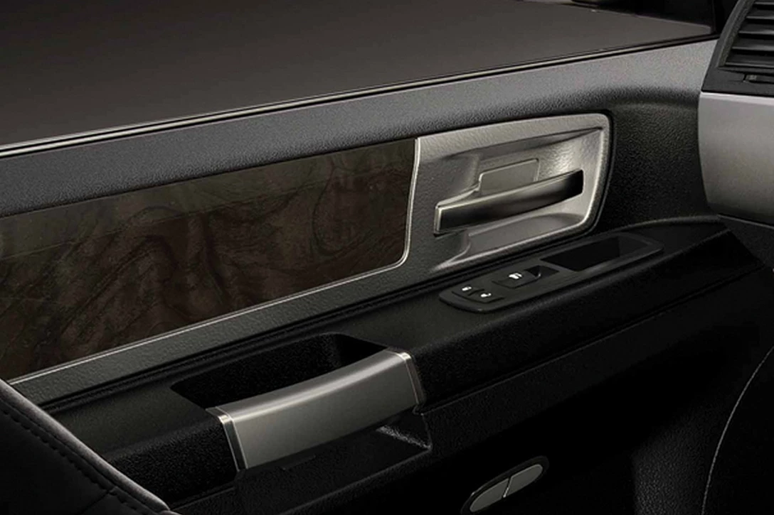 קרייזלר גרנד ויאג'ר 2012