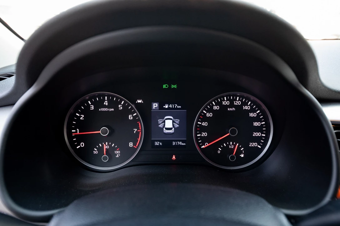 1614691-קיה סטוניק מול סיאט ארונה מבחן דרכים (15).jpg